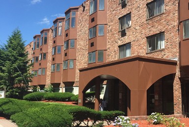 Willard Square Apartments